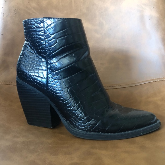 Madden Girl Black Snakeskin Ankle Booties - Picture 1 of 4